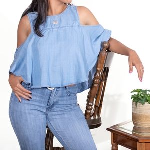 Guess A-Line Ruffle Off The Shoulder Chambray Top Color: Blue Size: M